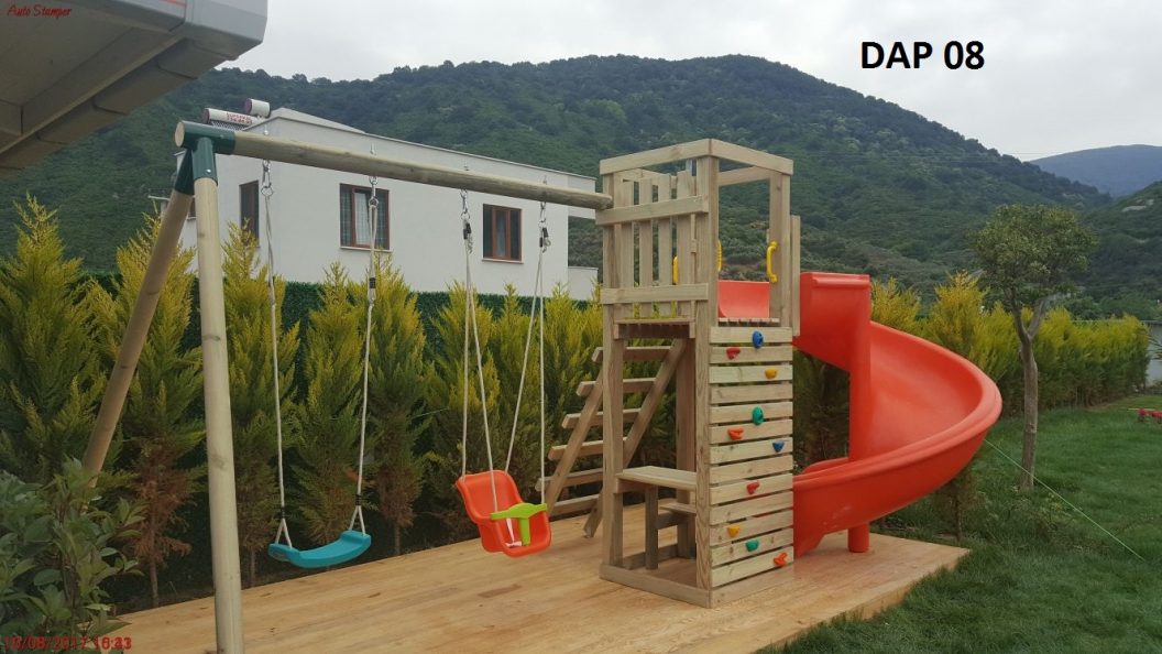 Ahşap Çocuk Oyun Parkı