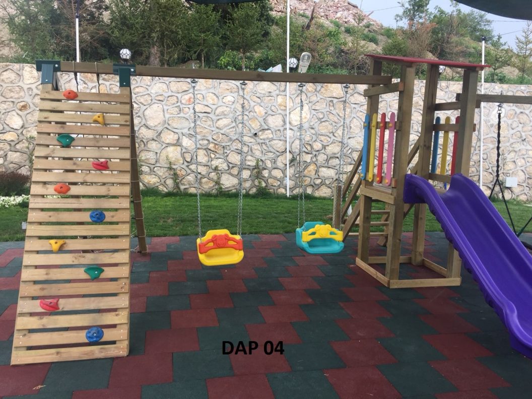Ahşap Çocuk Oyun Parkı